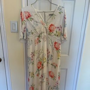 Twisted Wunder London white floral midi dress